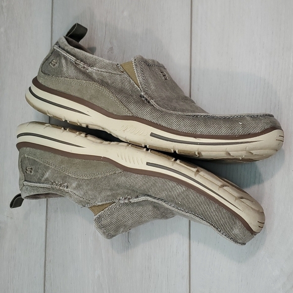 Skechers Mens Relaxed fit Air Cooled Memory foam Loafer Slip on shoes sz 8 - Picture 10 of 12